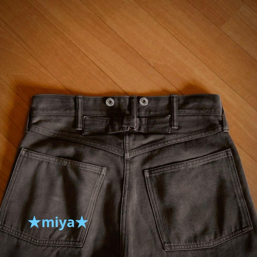 T.T / 〈LOT.209〉BUCKLE-BACKED TROUSERS