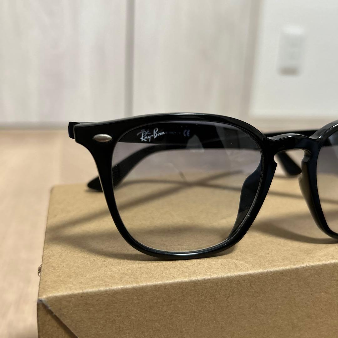 プ*す様 Ray-Ban RB 4258F サングラス ブラック