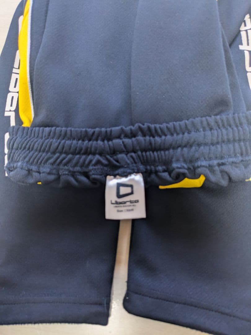 リベルタサッカースクール　ユニフォーム　ジャンパー　上下ジャージ　130