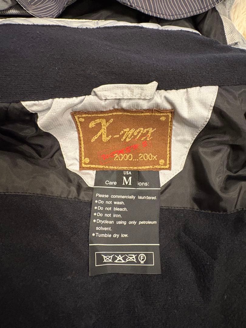 X-nix エクスニクス　スノーボードウェア上下　M 11号