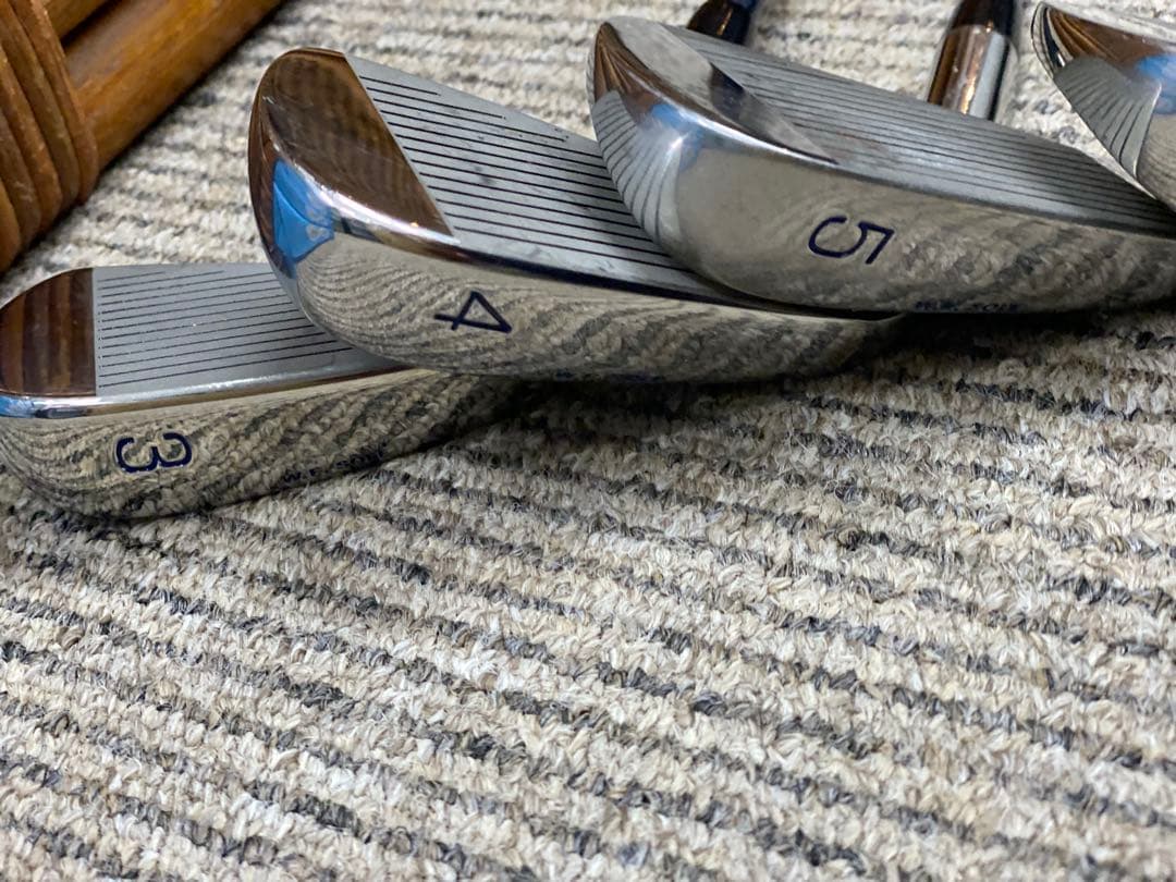 ミズノ　ゴルフクラブ　　他