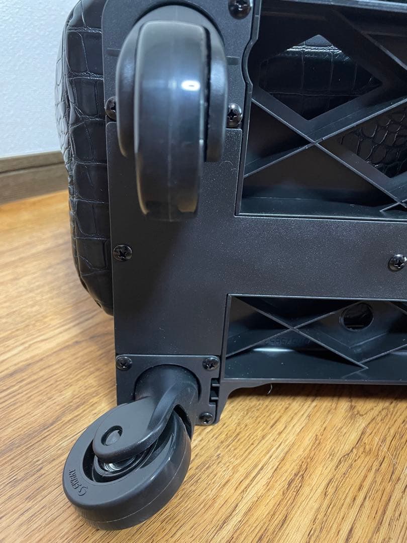 【新品未使用】スワニー SWANYトートキャリー　クロコ型押　４輪　Lサイズ