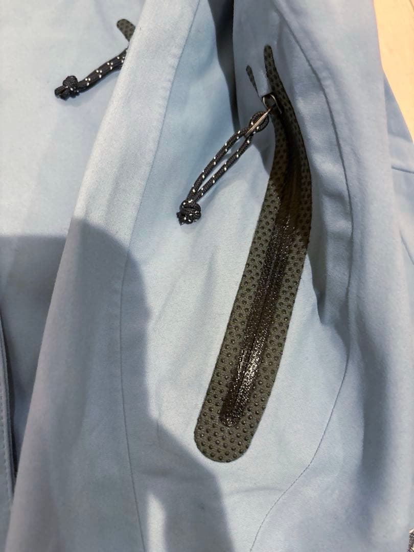 【mountain hardwear】 ゴアテックスジャケット　サイズ8