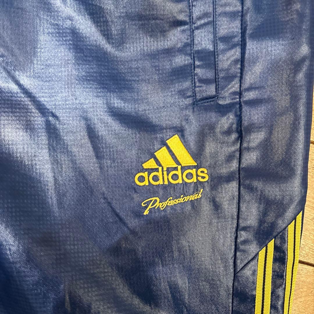 【極美品】アディダス プロフェッショナル ピステ上下 中綿 メッシュ XO