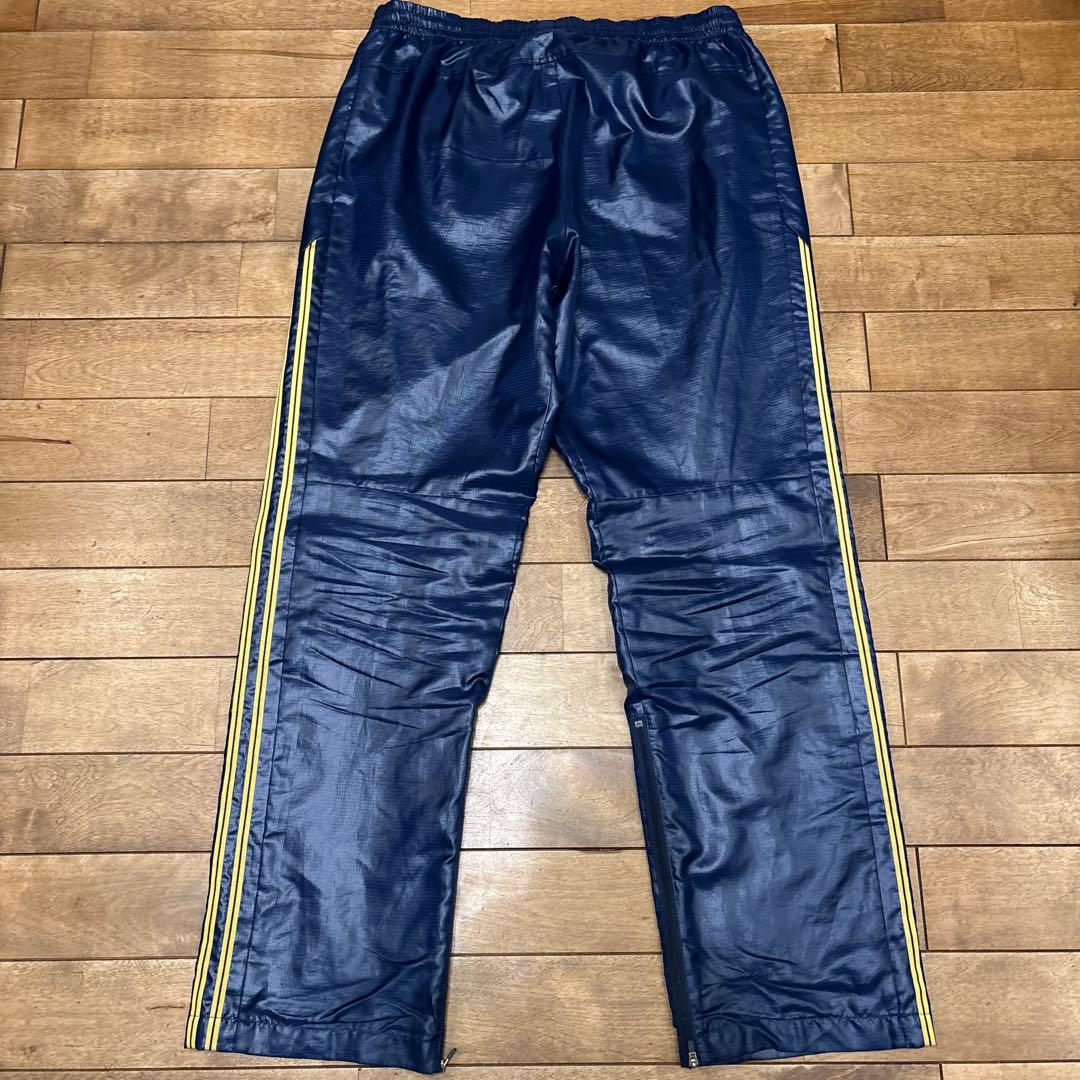 【極美品】アディダス プロフェッショナル ピステ上下 中綿 メッシュ XO