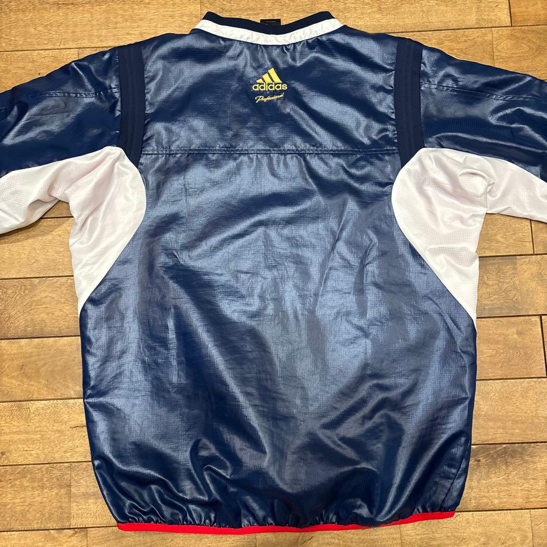 【極美品】アディダス プロフェッショナル ピステ上下 中綿 メッシュ XO