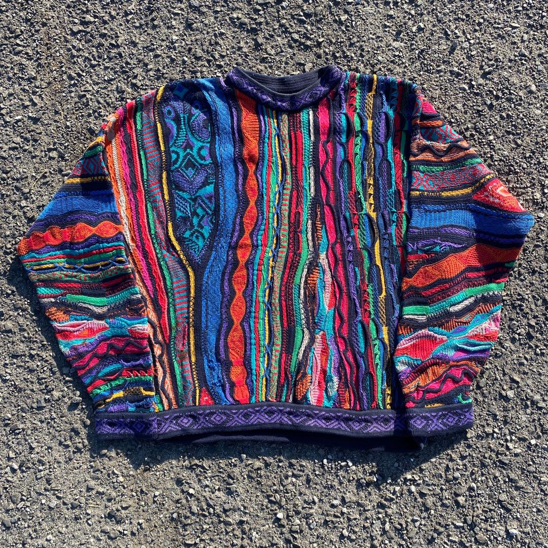 COOGI クージー ニット 幾何学模様 3Dニット マルチカラー 総柄 - メルカリ