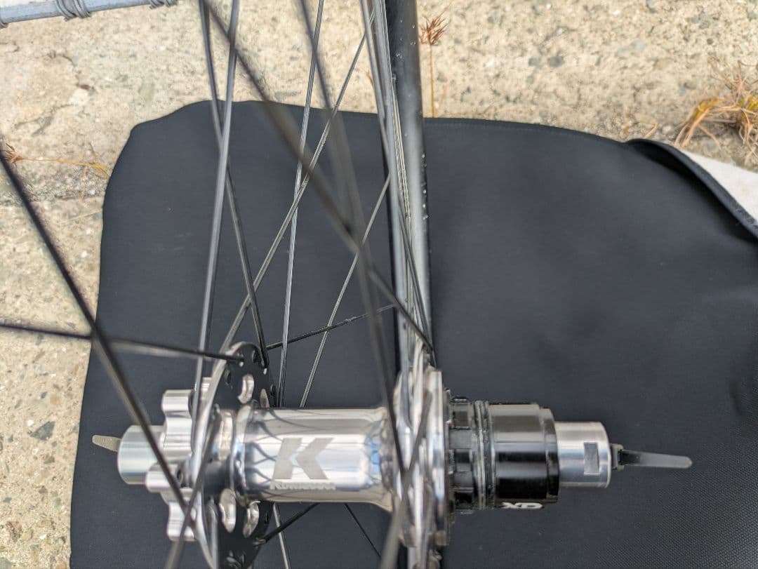 Kuwaharaディアボロ　 Stans　Flow　mk4手組み29erホイール