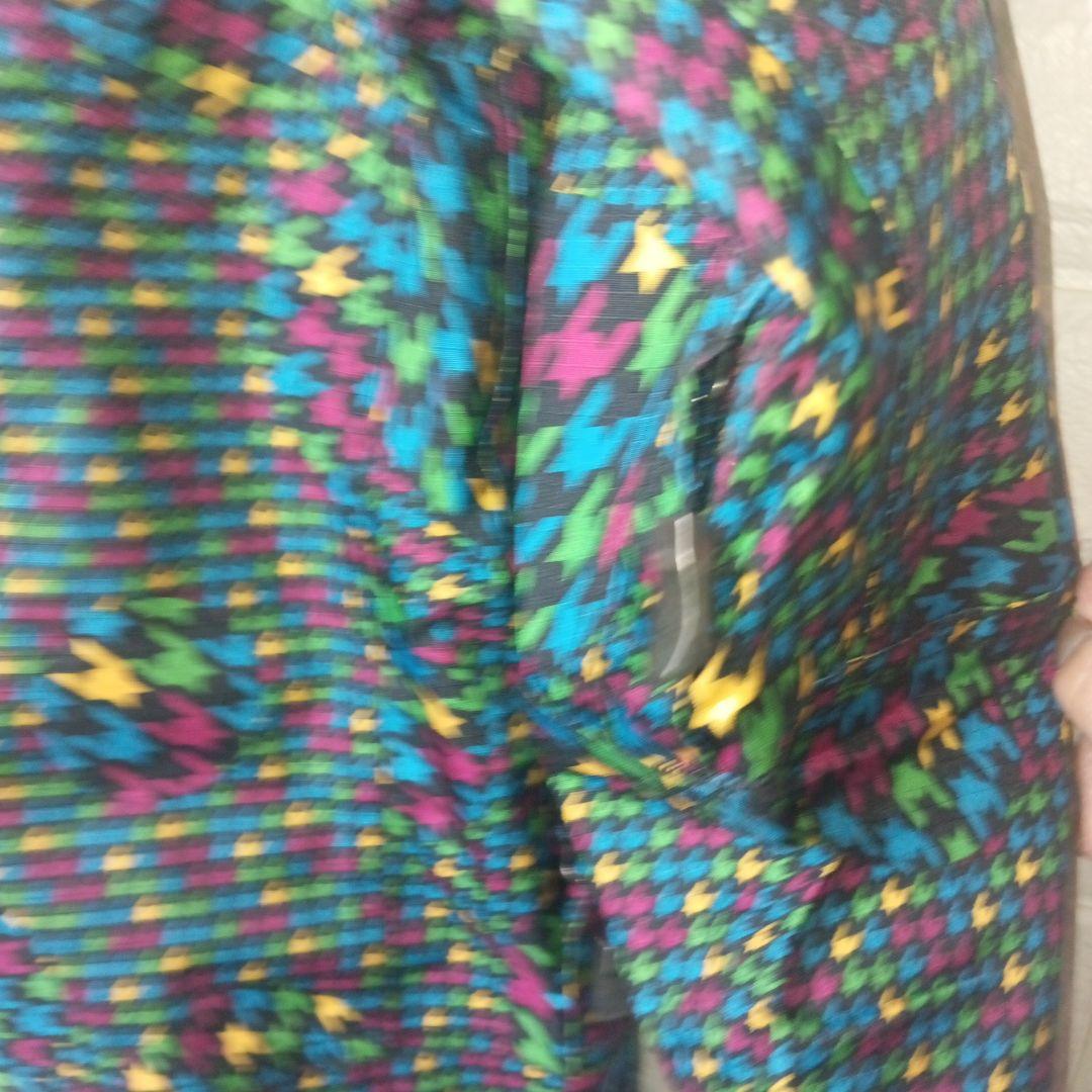 Columbia オムニテックスノーボードウェア カラフル幾何学模様　サイズM