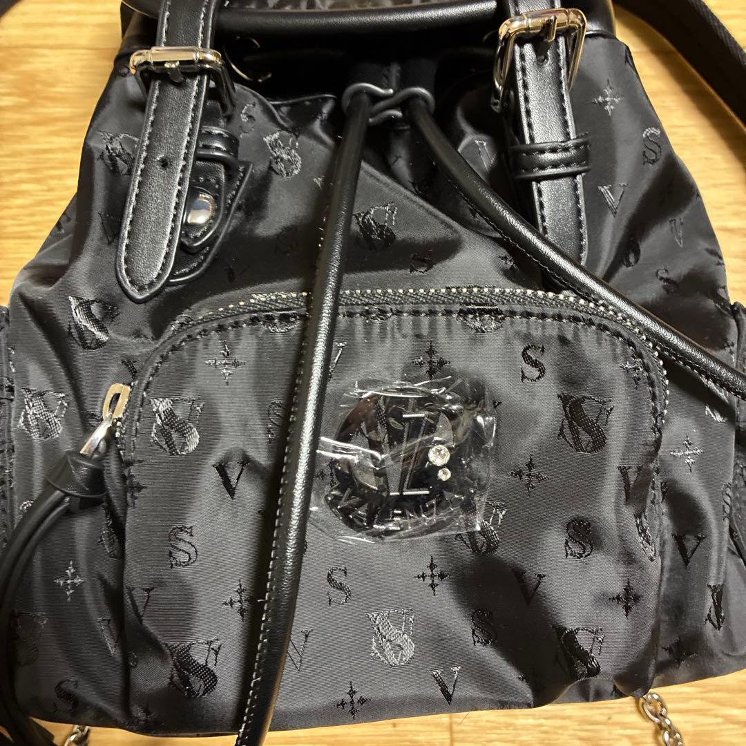 VALENZA 新品 リュック 定価2万9千円