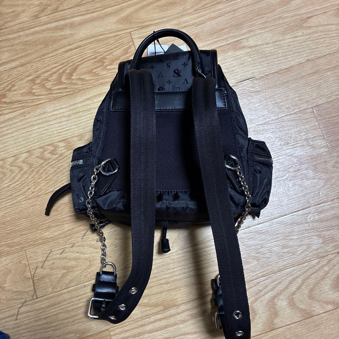 VALENZA 新品 リュック 定価2万9千円