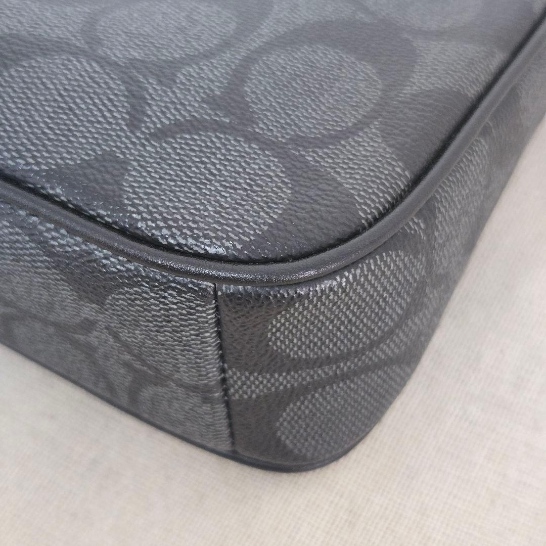 【極美品】COACH シグネチャーハンドバッグ　コーチアクセサリーポーチ