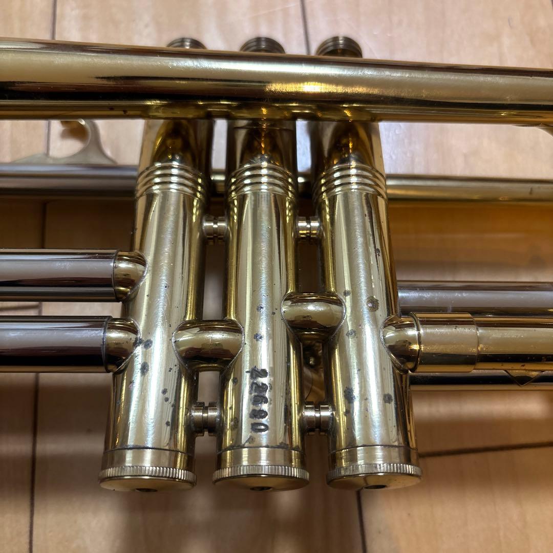 HUTTL トランペット　LINE800 本体