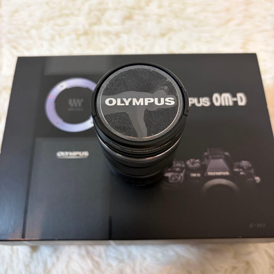 OLYMPUS OM-D E-M1 ミラーレス一眼カメラ 三脚 カメラバッグ