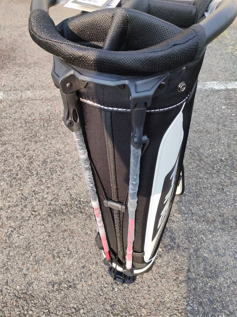 新品希少！PING スタンドキャディバッグ ホワイト/ブラック 定価55000円