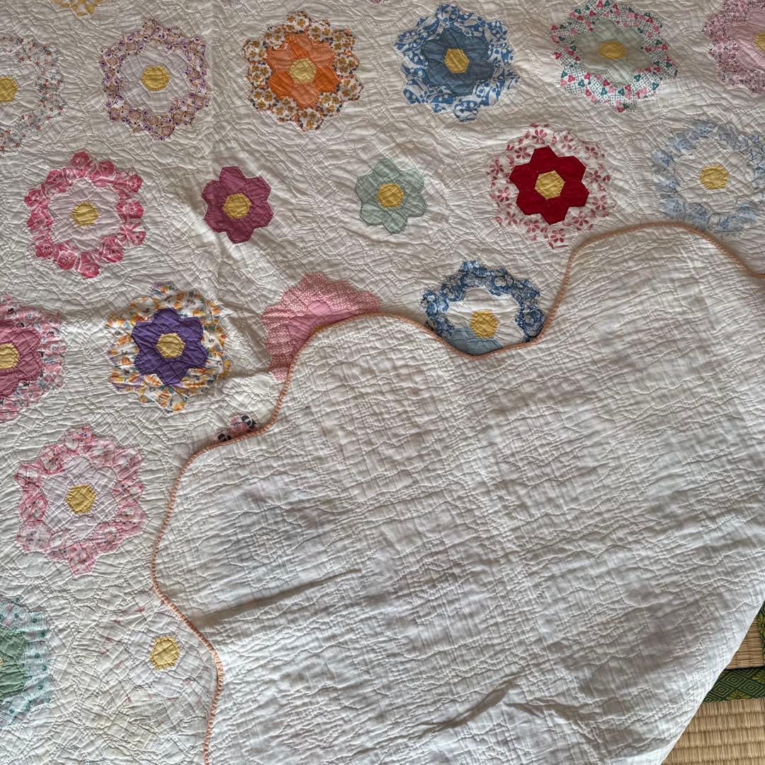 アンティークキルト　ヴィンテージ花柄キルトカバー 大判