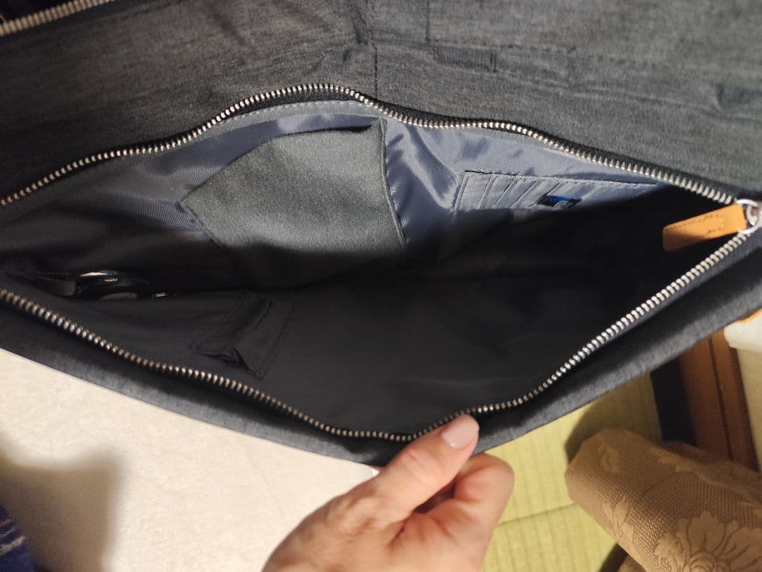 Nordace Siena Pro 15 スマートバックパック USB充電付き