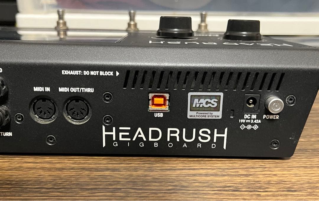 即配送　HEADRUSH GIGBOARD 箱電源ケーブル付き