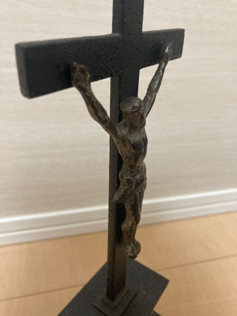 テ*ア様 【アンティーク】金属製 十字架 イエス像 ロザリオ付き