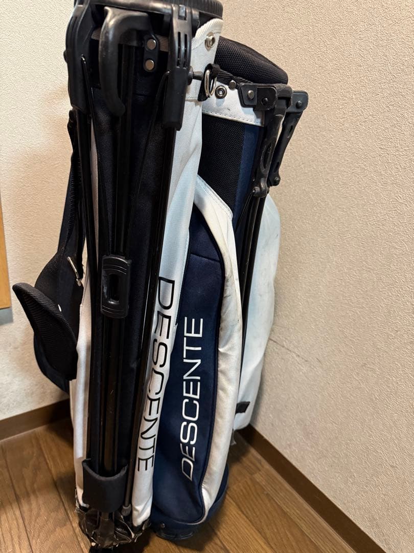 DESCENTE 軽量スタンドゴルフバッグ 紺x白 おまけデサントサブバッグ付