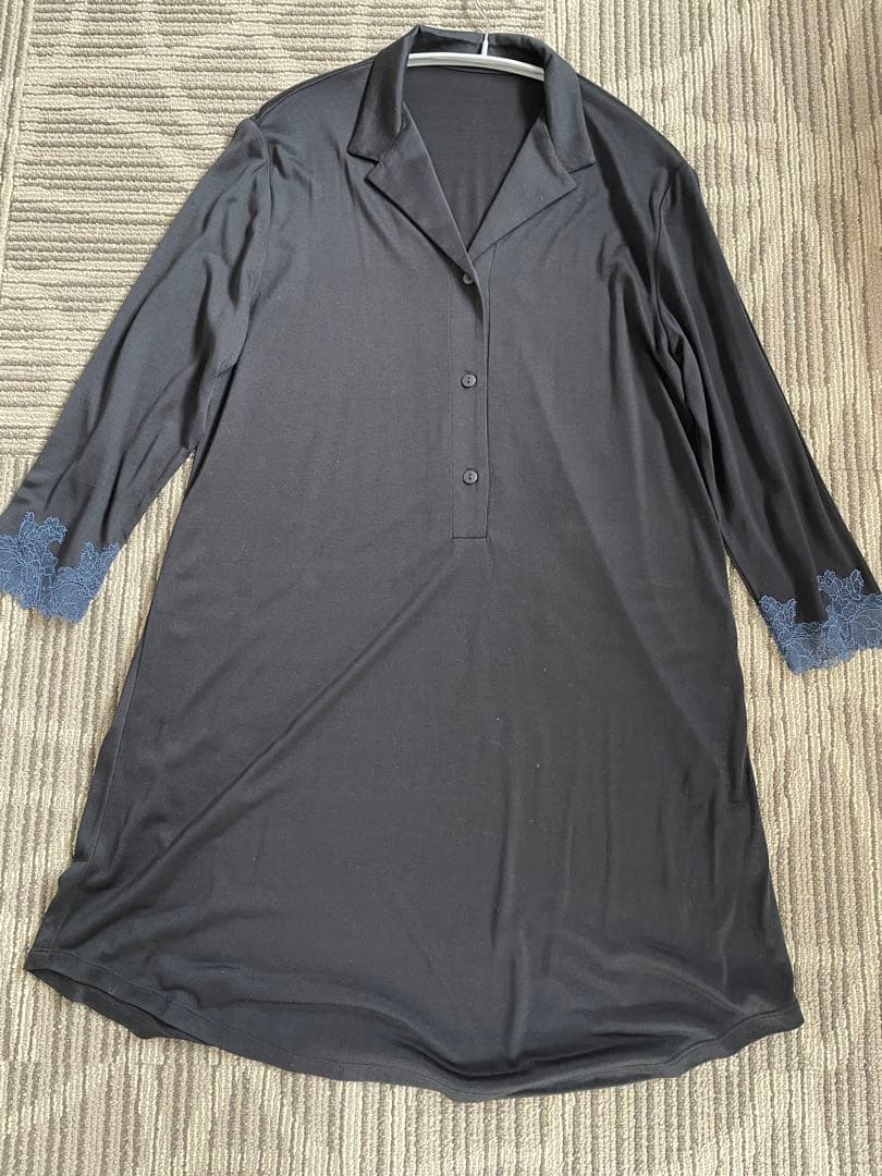 本日限定値下げ 試着のみ ブラデリスNYシルク100% セットアップ