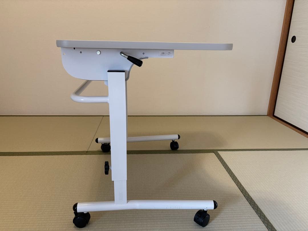 ベッドサイドテーブル　日進医療器 ライフケアテーブル　TY506