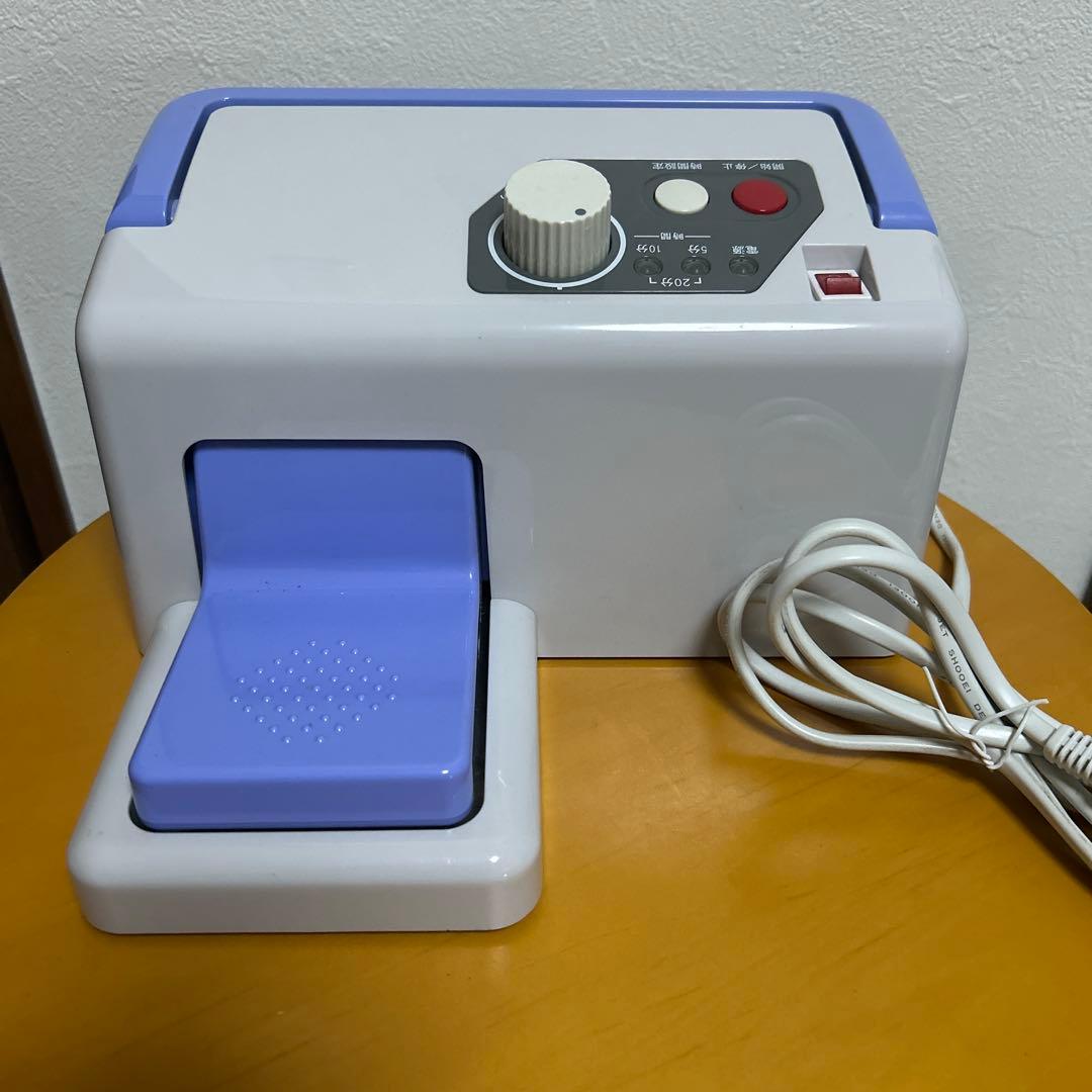 貧乏ゆすり マシーン