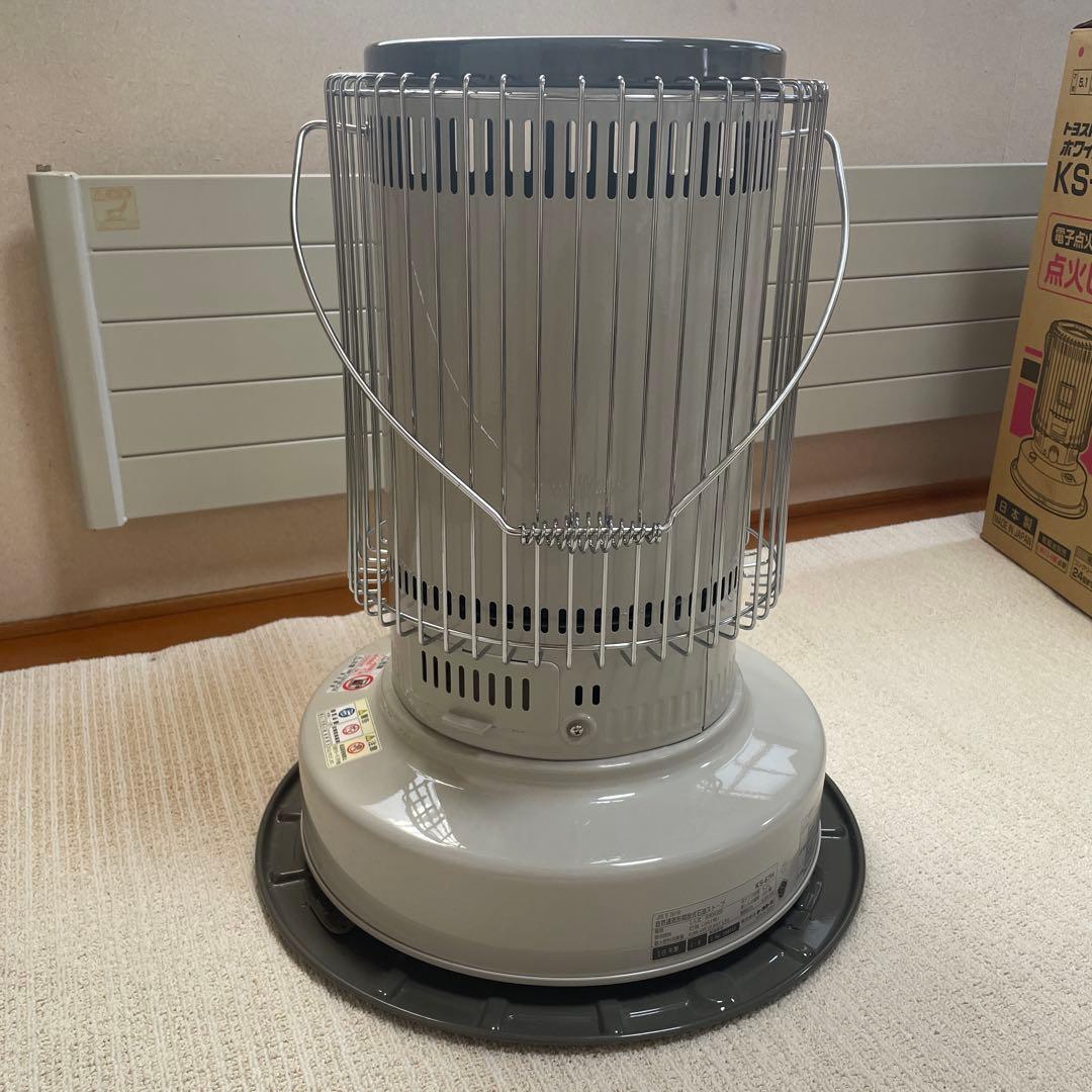 【未使用品】TOYOTOMIトヨトミ　対流型石油ストーブ￼ ホワイトKS-67H