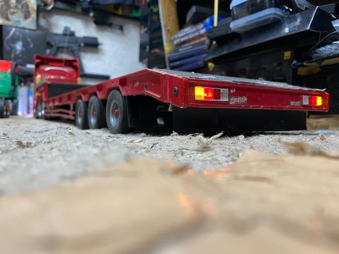 タミヤ　1/14 スカニアR620フルオペレーション　重機トレーラーセット