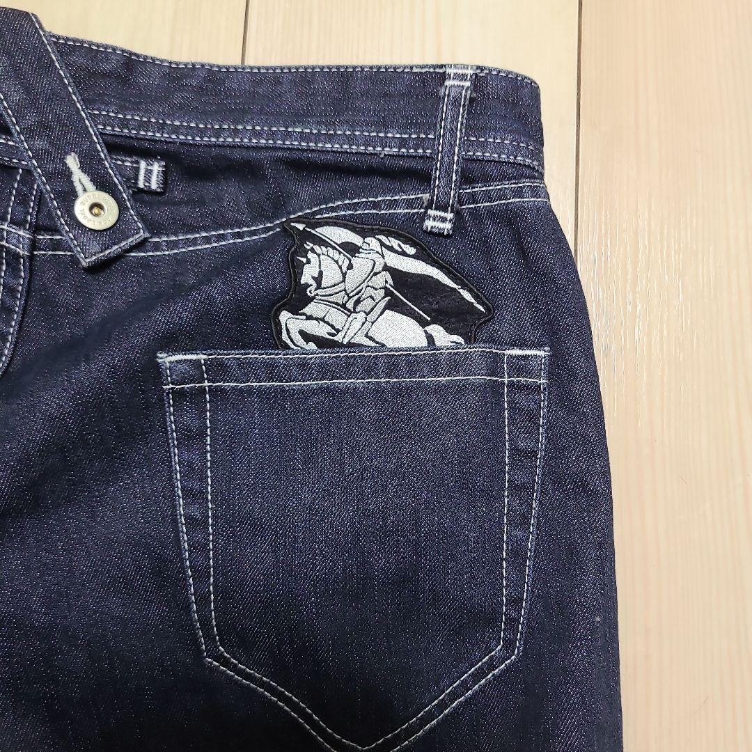 BURBERRYメンズストレートデニム　股上浅め
