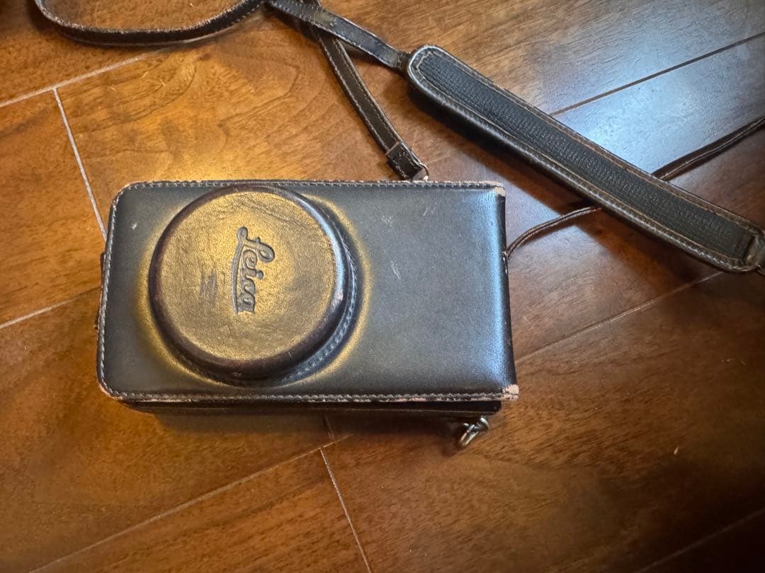 LEICA ライカ　X1 ブラック　※レザーケース付