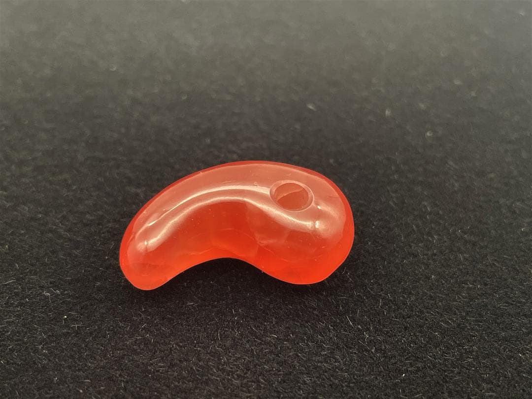 勾玉（北海道インカローズ）