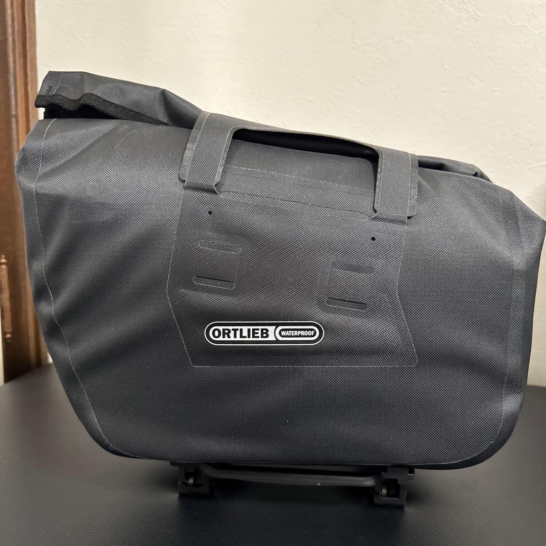 めぐORTLIEB 防水メッセンジャーバッグ ブラック