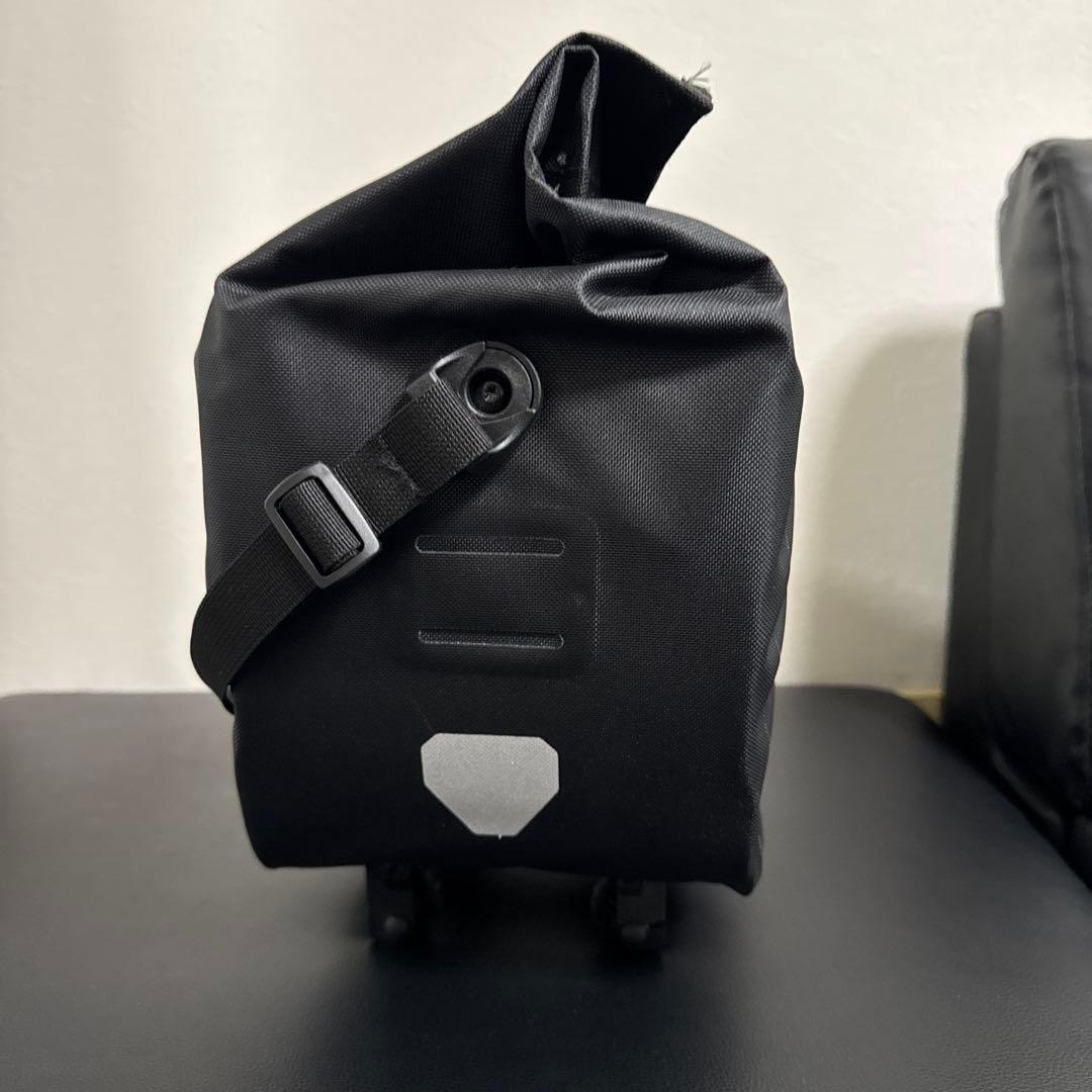 めぐORTLIEB 防水メッセンジャーバッグ ブラック