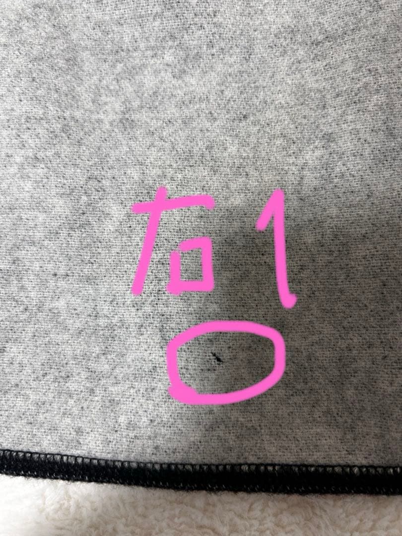 MONCLERモンクレールウールダウン付きポンチョ グレー/ブラック