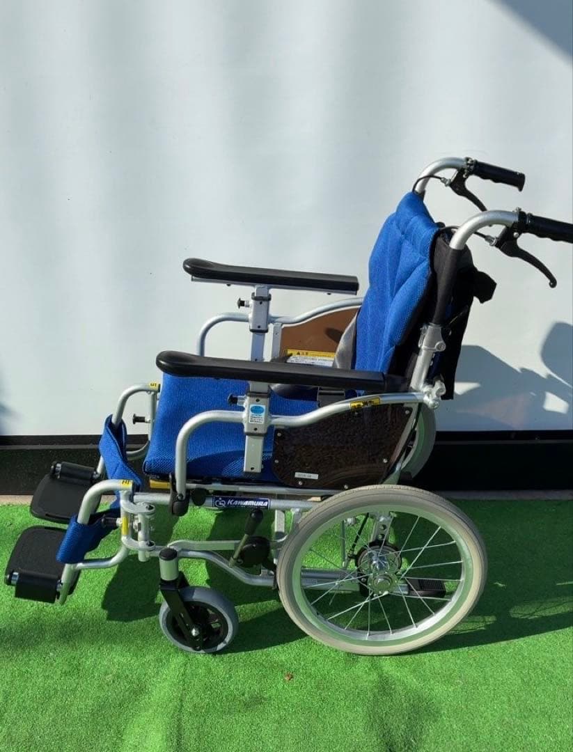 カワムラサイクル介助多機能車椅子 ノーパンクタイヤ KZ16-40