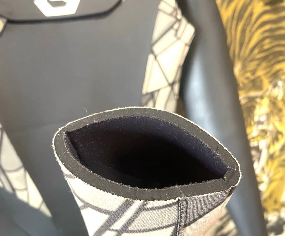 BEWET ビーウェット　ウェットスーツ