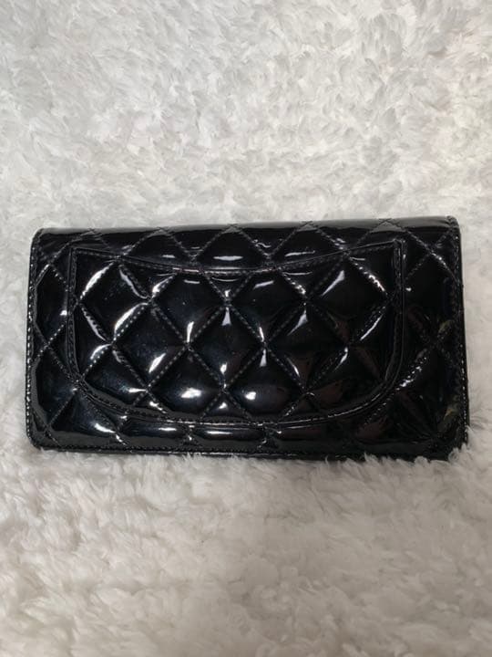 シャネル マトラッセ パテント長財布