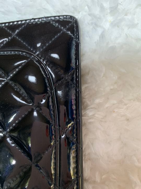 シャネル マトラッセ パテント長財布