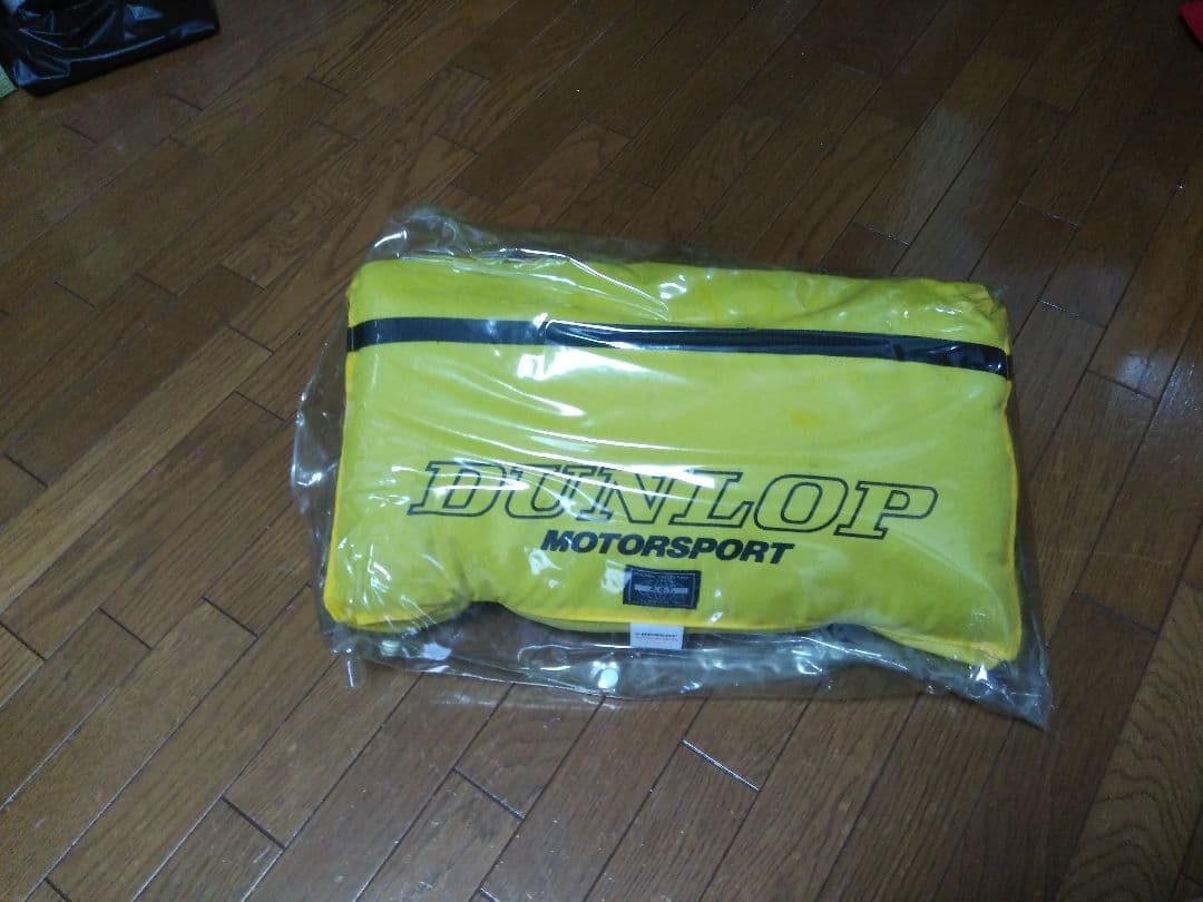 新品同様！最終値下げ中！絶版品ダンロップ軽量4人用テント。グッドデザイン賞選定！