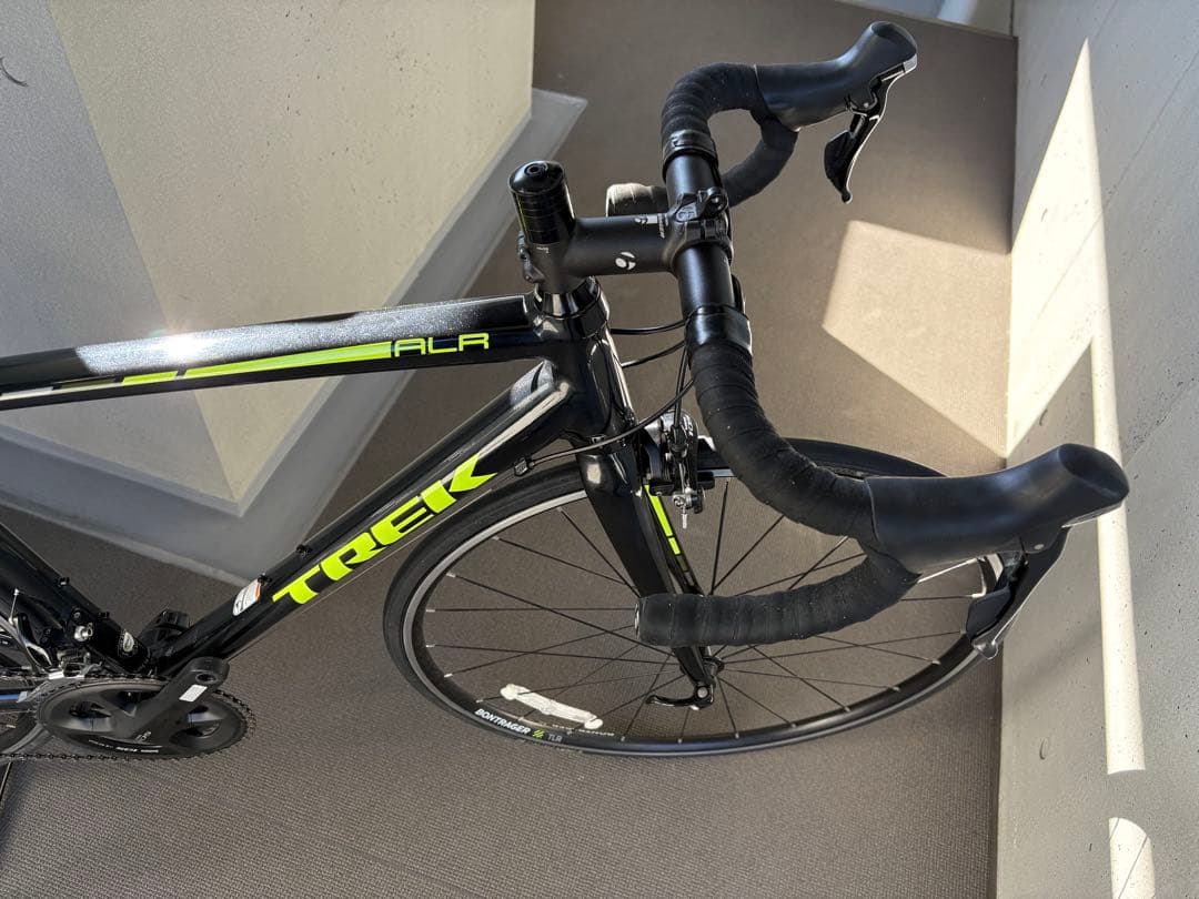 TREK EMONDA ALR5 105仕様　【お値下げ、配送　応相談】