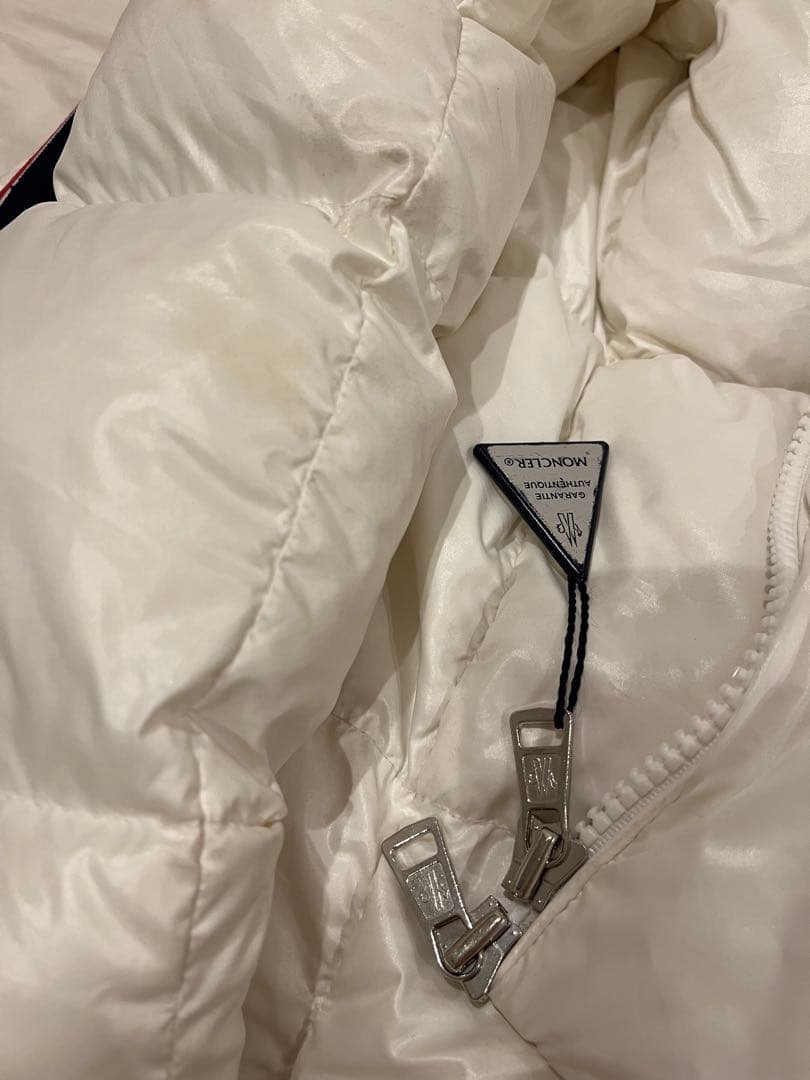モンクレール ダウンジャケット ホワイト 白 アウター アームライン