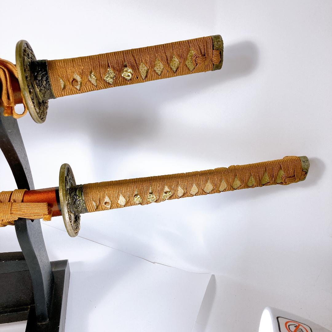 模造刀 太刀・脇差・刀掛け3点セット 武具 置物 演劇 コスプレ 小刀 模擬刀