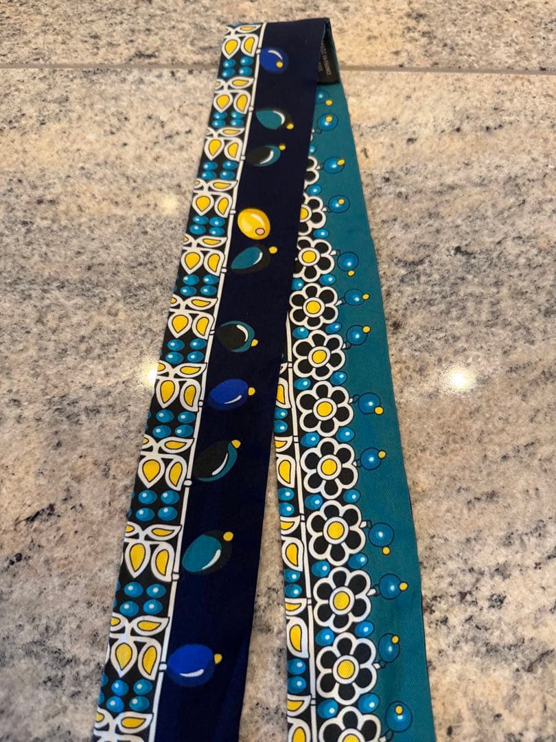 Hermès エルメス　ツィリー