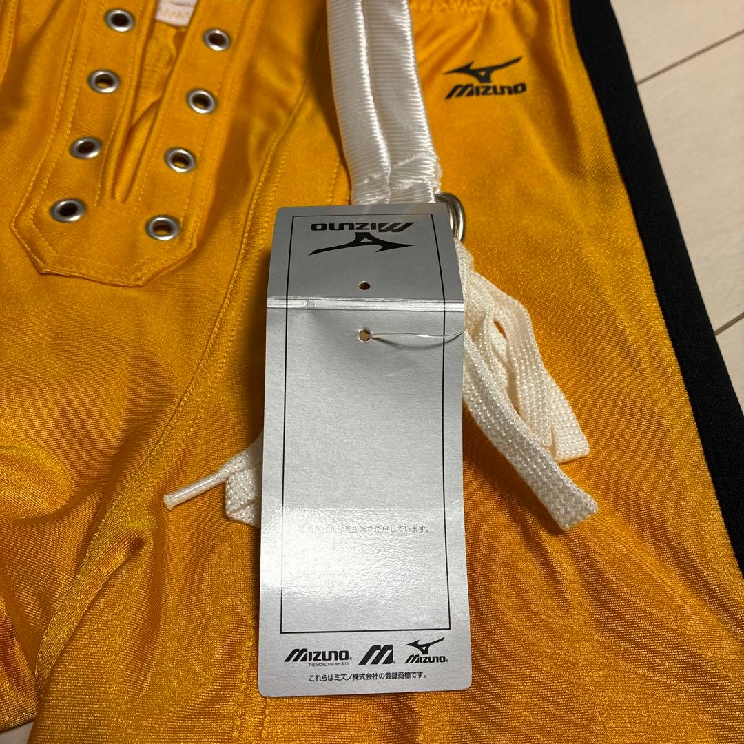 新品未使用　アメリカンフットボール　パンツ