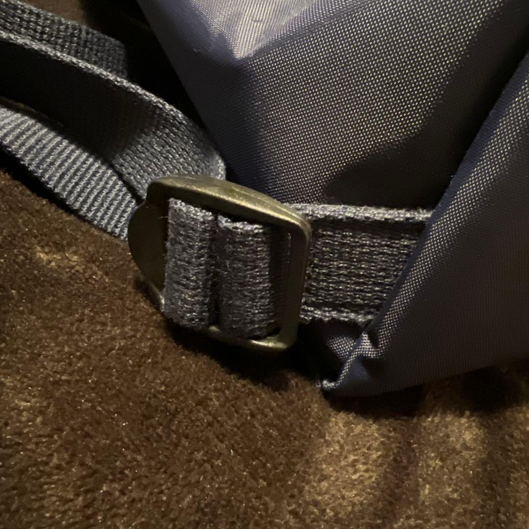 ロンシャン　リュック　紺