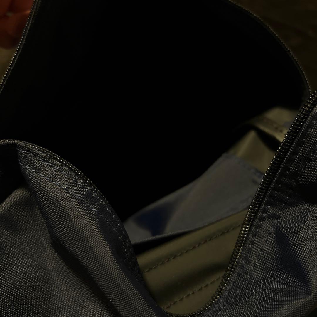 ロンシャン　リュック　紺