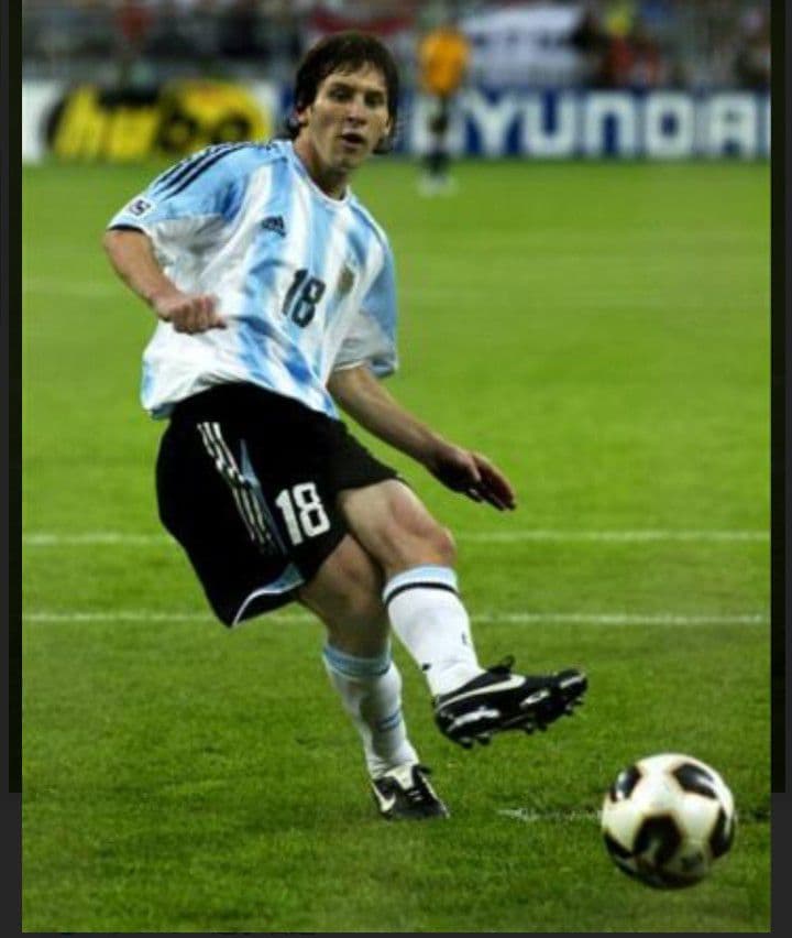 2005年　アルゼンチン代表　ホーム　メッシ　18番　正規品　当時物　美品