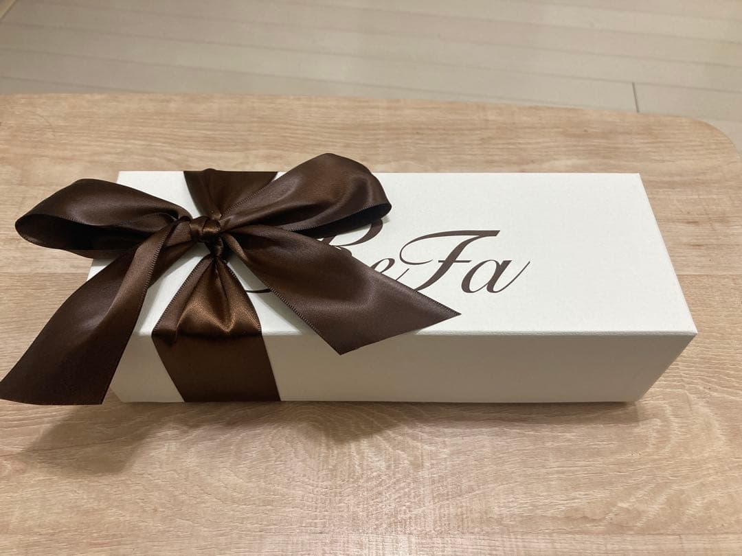 【新品未使用】ReFa リファ エールブラシレイ　ブラック　ラッピング箱入り