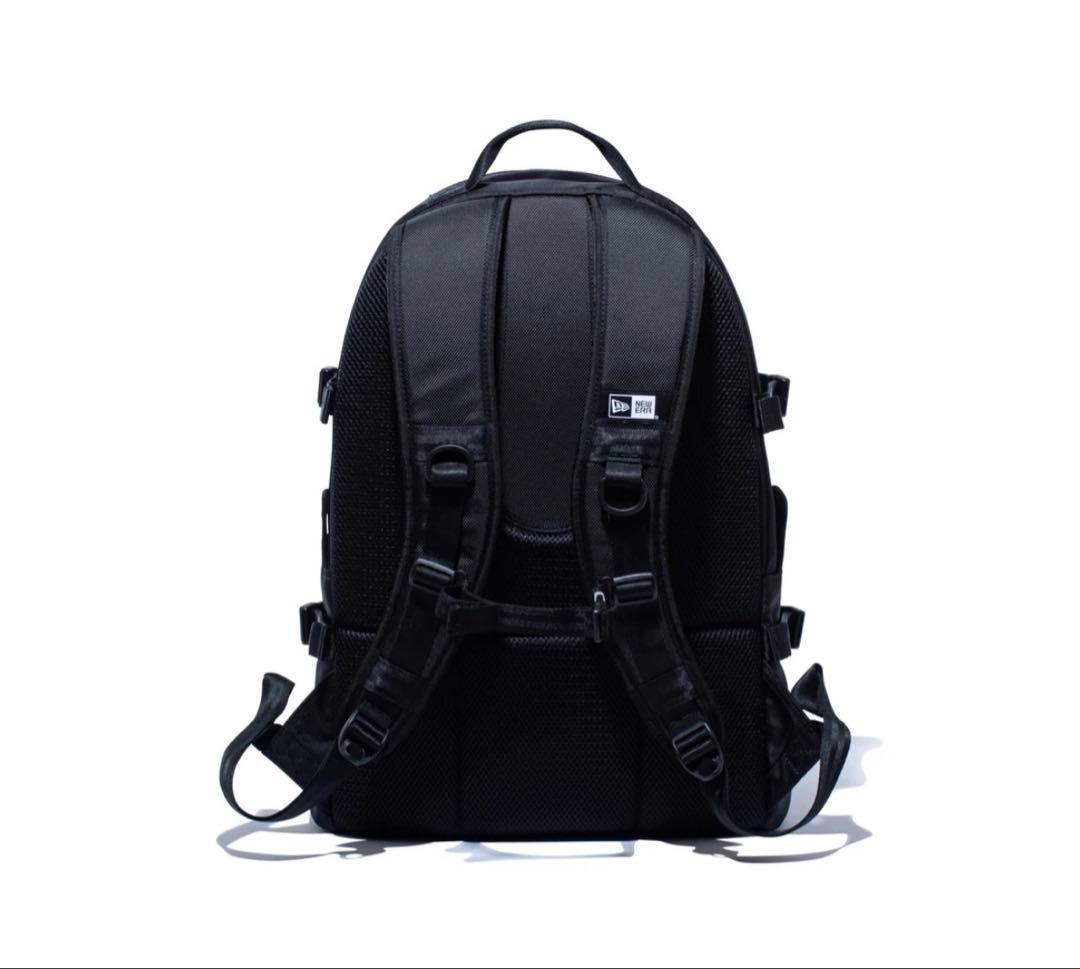 【超美品】NEW ERA キャリアパック 35L ブラック リュック